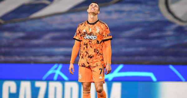 "Ronaldo là kẻ ích kỉ và không quan tâm tới đồng đội"