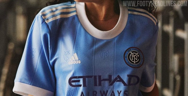 Bộ đồ đá banh sân nhà New York City FC 2021 được tiết lộ