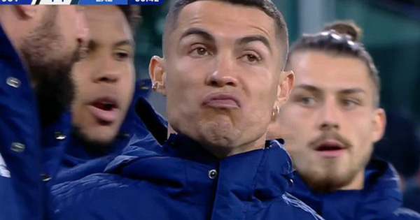 Ronaldo phản ứng trái ngược khó hiểu khi đồng đội ghi bàn