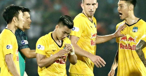 "Xuân Trường là đội trưởng, nhắc nhở đồng đội vậy là bình thường"