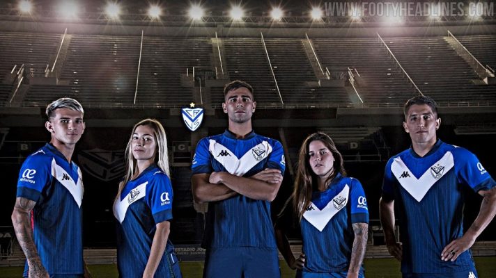Vélez Sarsfield 2021 Bộ dụng cụ sân khách được phát hành