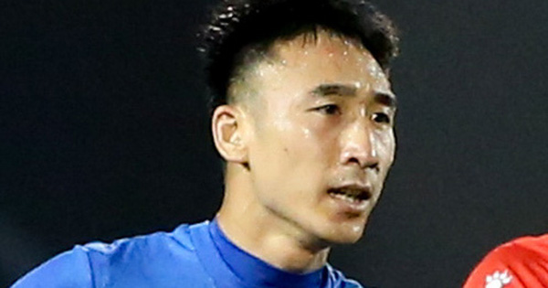 Bị nợ lương, cầu thủ Than Quảng Ninh có thể buông cho Hà Nội FC thắng dễ