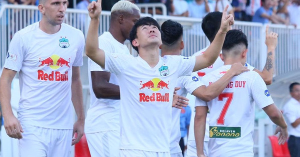 Công Phượng, Minh Vương rủ nhau lập siêu phẩm "dập tắt" Nam Định FC