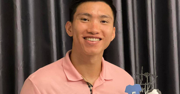 Chúc sớm, không nó bẻ gãy cổ