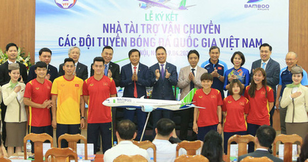 Tuyển Việt Nam sang UAE dự vòng loại World Cup bằng chuyên cơ riêng cực xịn