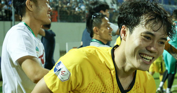 Chẳng phải Công Phượng, Văn Toàn