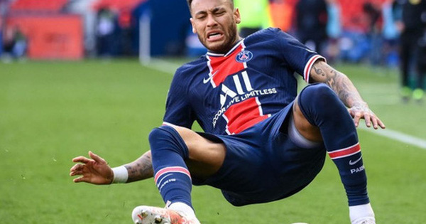 Neymar lập kỷ lục thẻ đỏ ở Ligue 1, trên đường rời sân còn lao vào đòi hành hung đối thủ