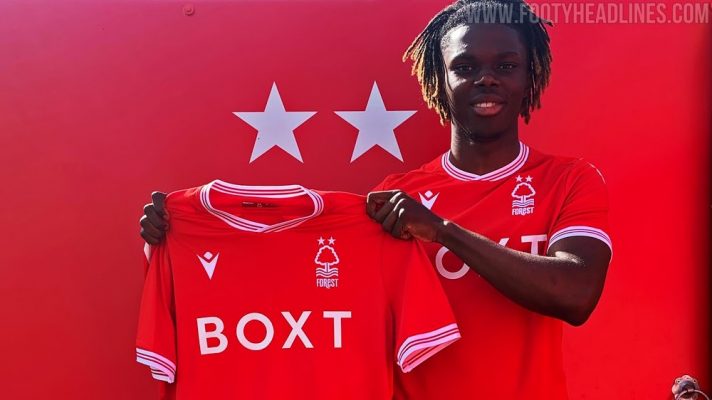 Nottingham Forest công bố tài trợ bộ BOXT để thay thế chỉ số bóng đá