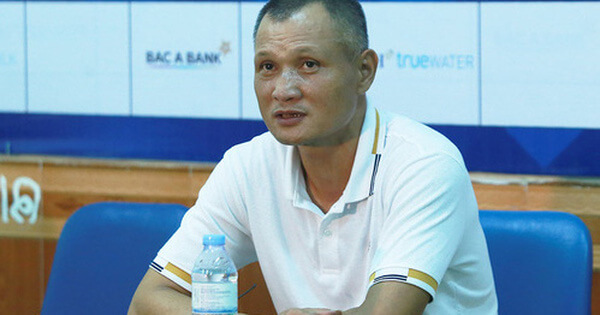 CLB SLNA chạm đáy, Chủ tịch và HLV trưởng từ chức