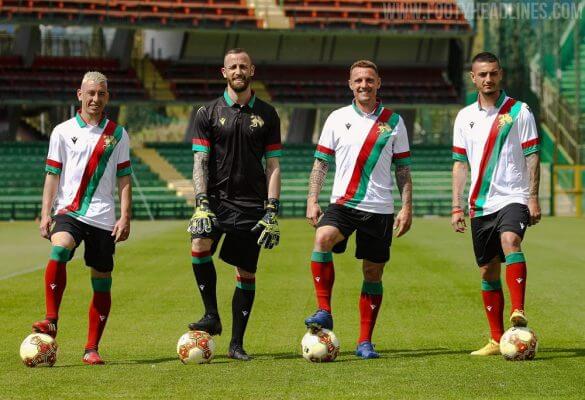 Bộ công cụ đặc biệt của Macron Ternana Calcio được phát hành