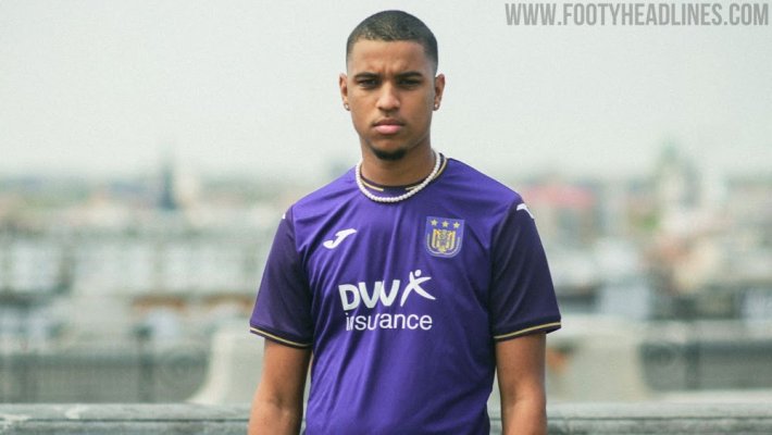 RSC Anderlecht 21-22 Home Kit được phát hành