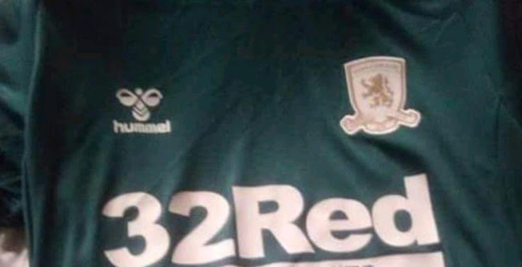 Bộ dụng cụ sân khách của Middlesbrough 21-22 bị rò rỉ