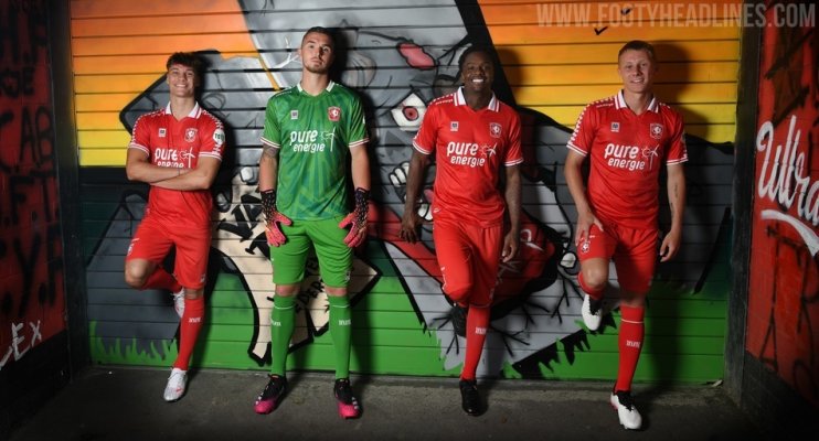 FC Twente 21-22 Home & Keeper Kits được phát hành