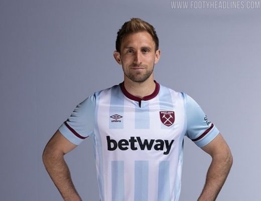 West Ham 21-22 Bộ sân khách bị rò rỉ