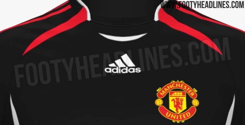 Độc quyền: Manchester United 2022 Teamgeist Kit bị rò rỉ